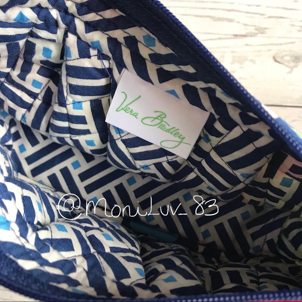 Vera Bradley floral adjustable crossbody bag spring purse - Picture 2 of 2